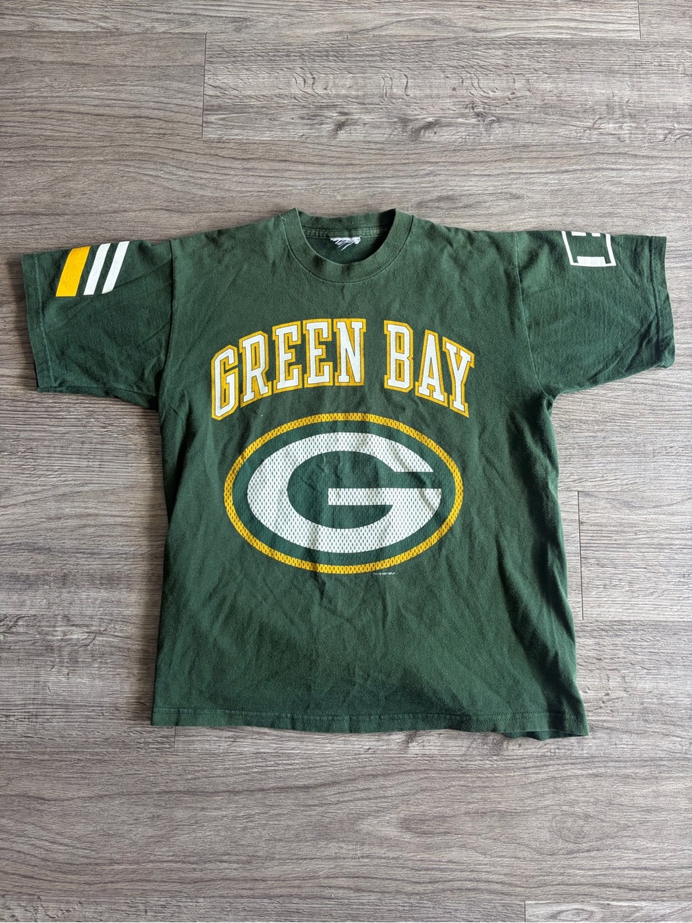 Pro player green Bay Packers Vintage Logo Tee - Green & Yellow